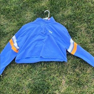 VS Pink cropped pullover